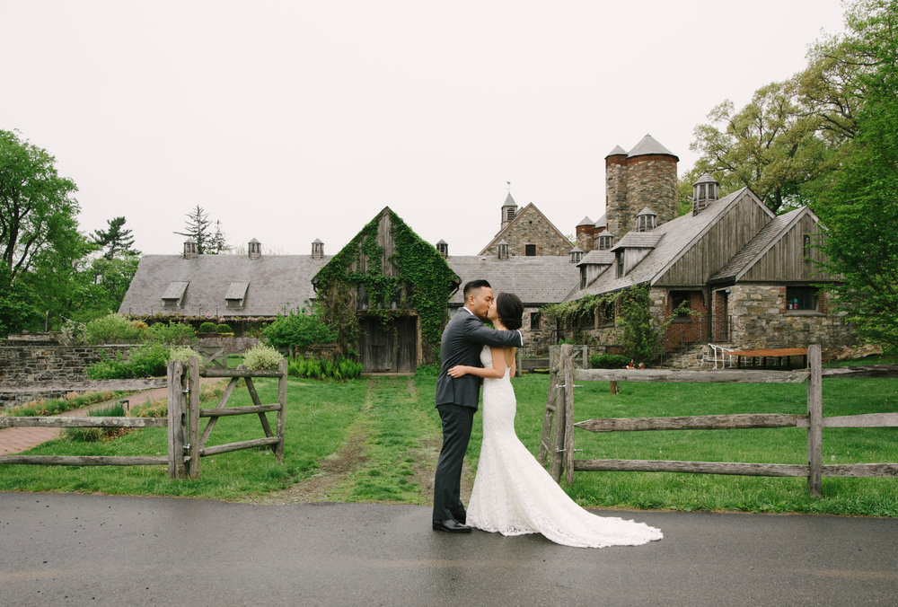 blue-hill-stone-barns-wedding-010.jpg