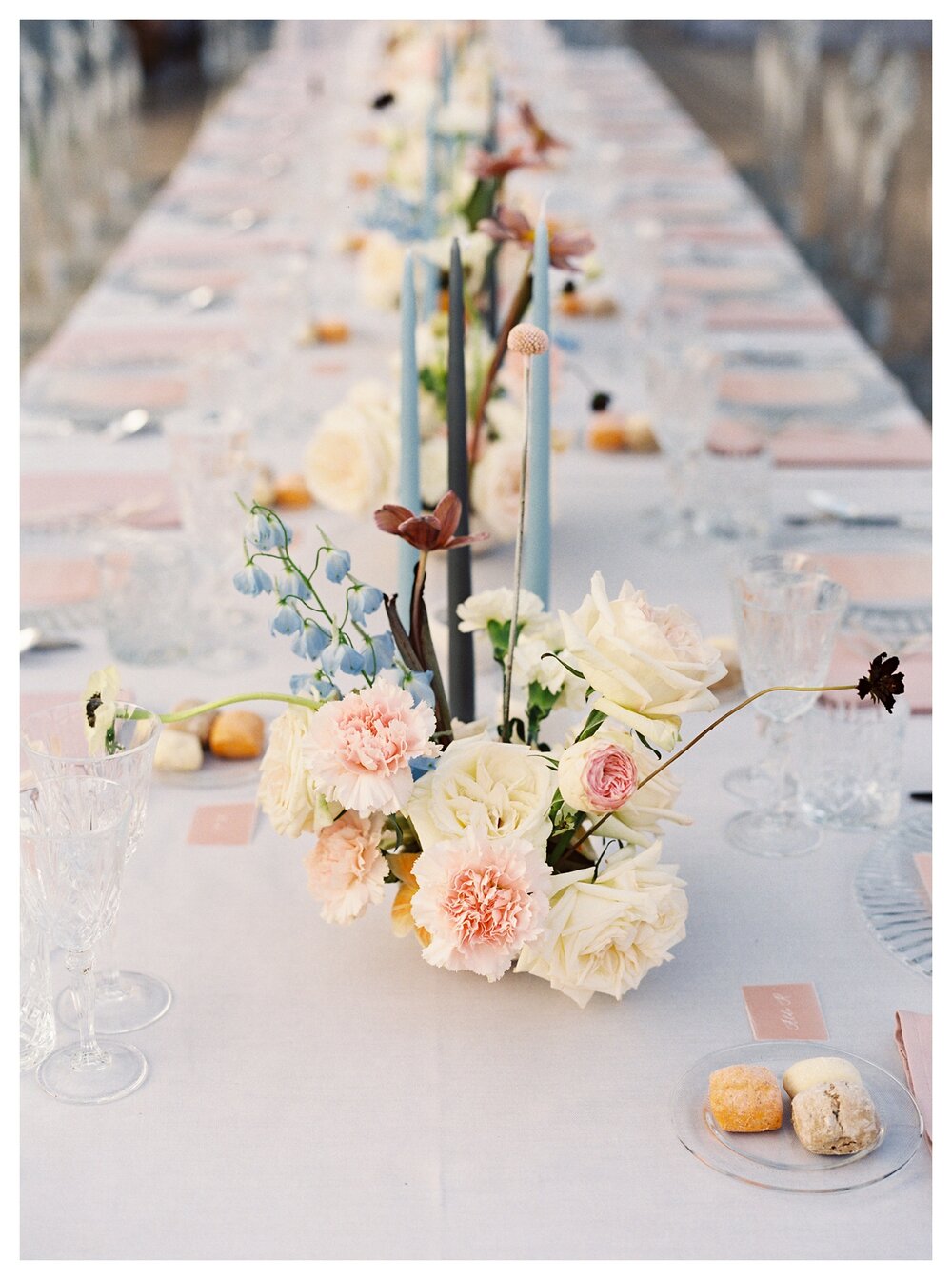  wedding table centerpieces, ikebana wedding flowers, lake como wedding table decorations, lake como italy, lake como wedding, destination wedding lake como, wedding table decorations, wedding table setting, lake como wedding venues, lake como wedding reception, lake como wedding ides, lake como wedding flowers, lake como wedding villas  