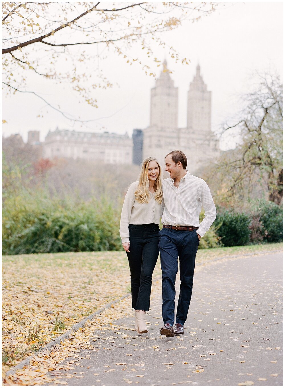  Fall engagement photos in Central Park  