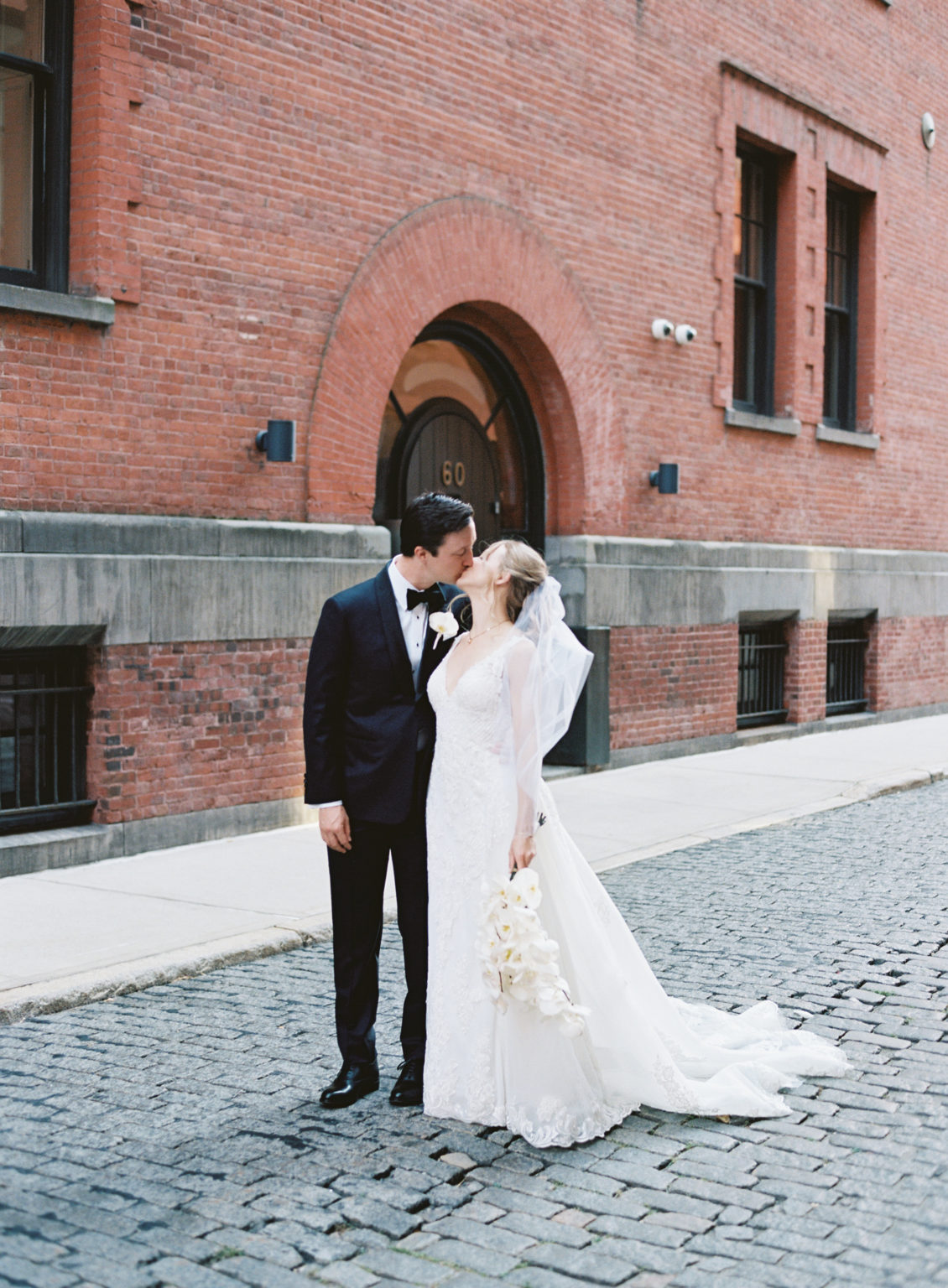 Tribeca Rooftop Wedding in New York City | Laura & Greg | Anna ...